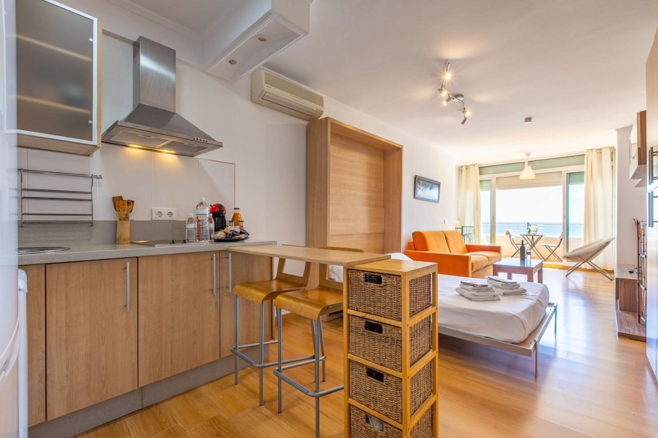 Ferienwohnung Apartamento El Velero Primera Linea Playa Torremolinos Exterior foto